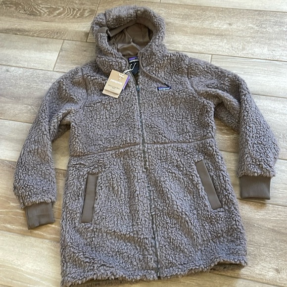 Patagonia Jackets & Blazers - XL Patagonia Dusty Mesa Parka Furry Taupe XL